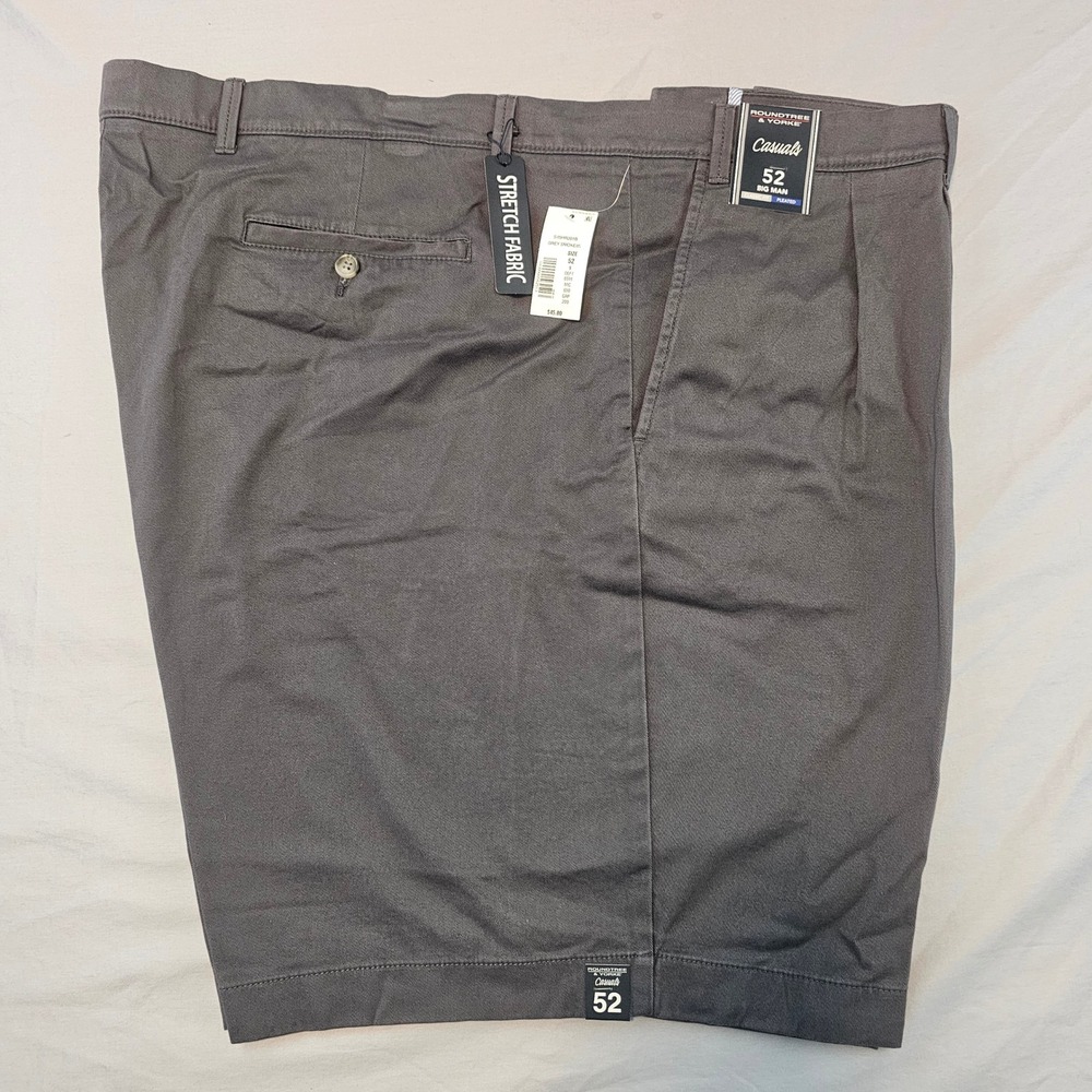 Roundtree & Yorke Size 52 Classic Fit Pleat Shorts Smoke Gray 9" inseam NWT L875